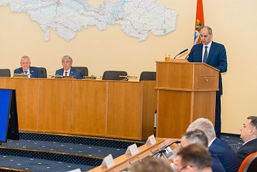 Депутаты приняли в первом чтении бюджет Оренбуржья 